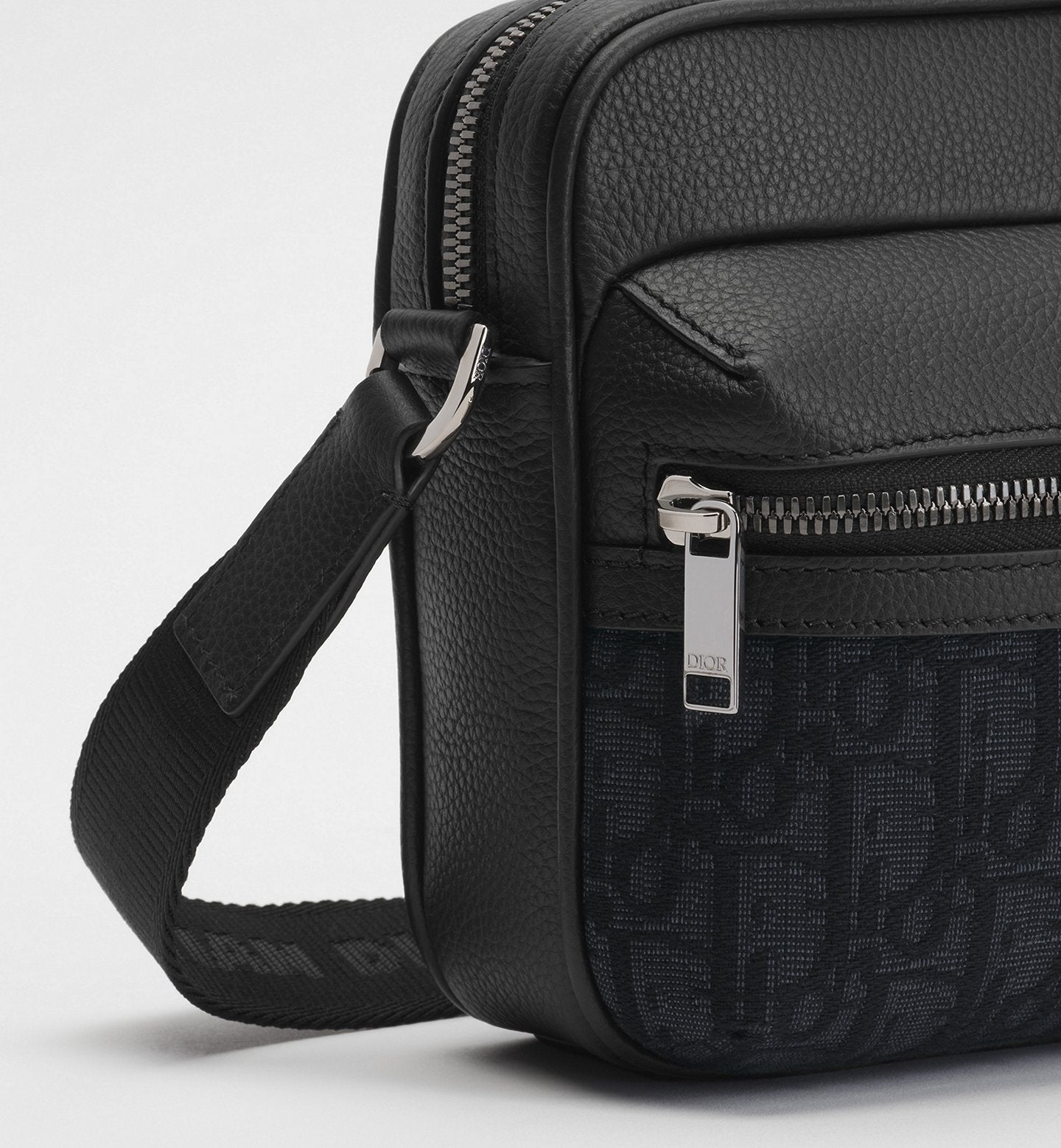 DIOR Rider 2.0 Zipped Messenger Bag Beige and Black Dior Oblique